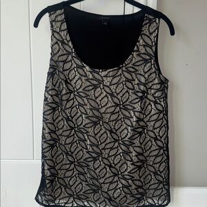 Ann Taylor black lace floral with nude lining sleeveless blouse in size small